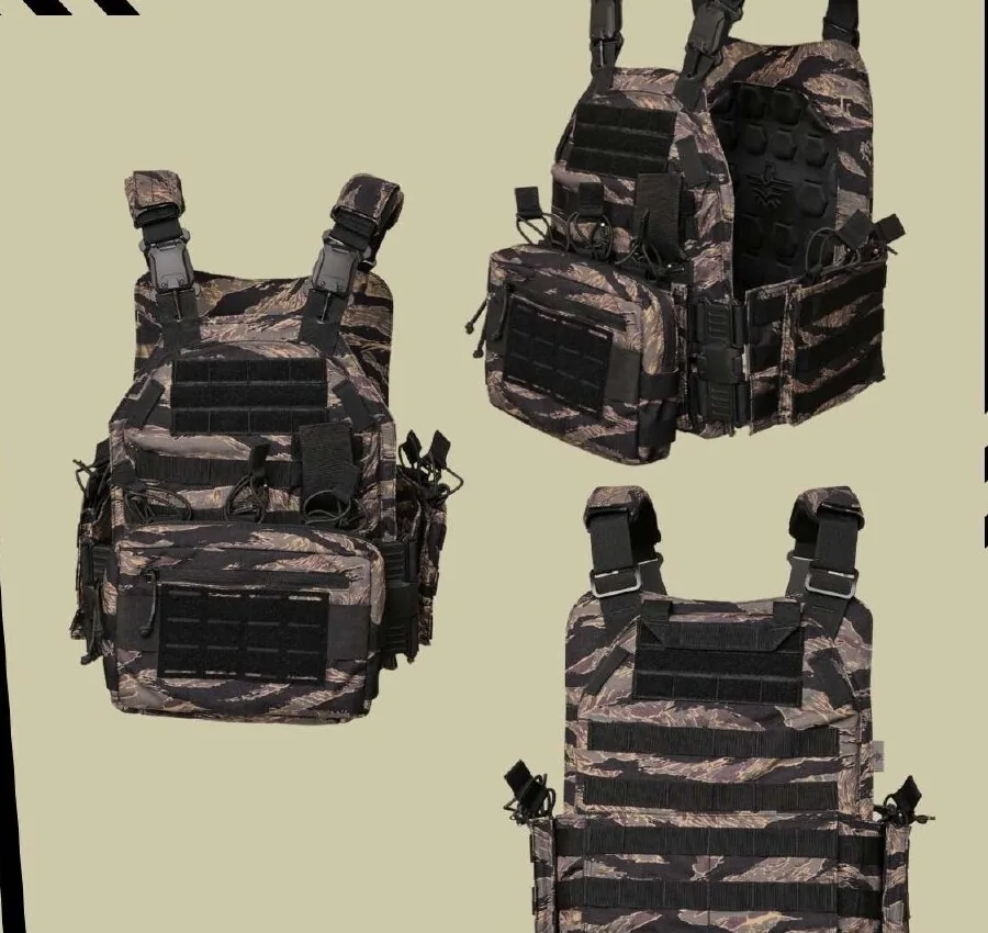 Quick Release Carrier in Black Tiger Strip
