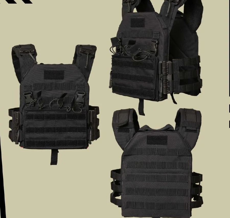 Plate Carrier in Black